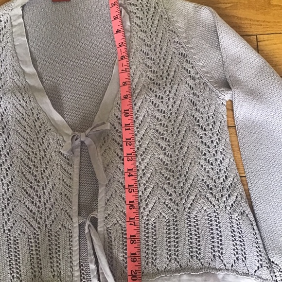 Sweater - Picture 2 of 6